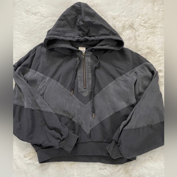 PINK Victoria's Secret Tops - Victoria’s Secret PINK 1/4 Zip